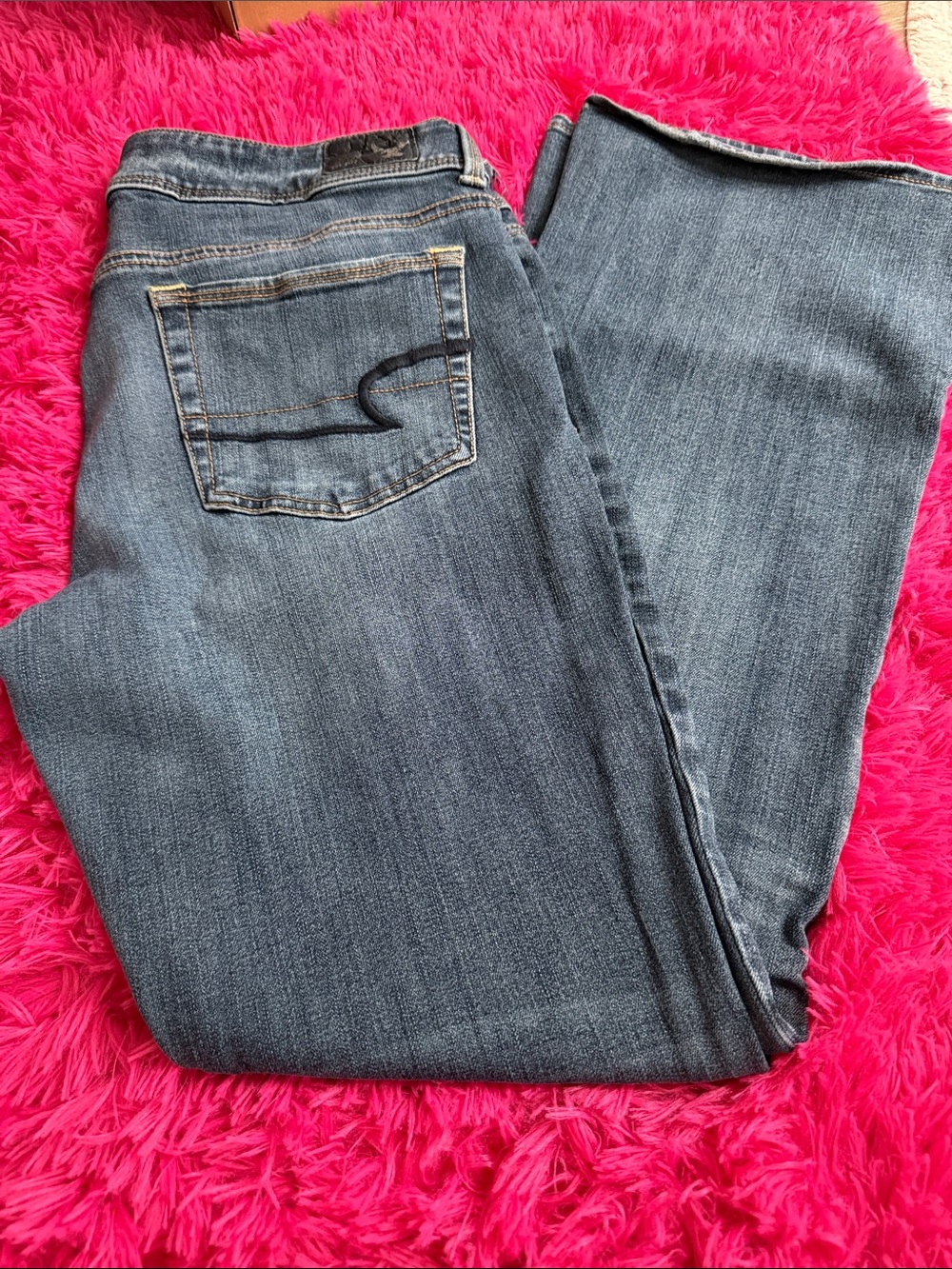 Classic Women's Blue Denim Jeans